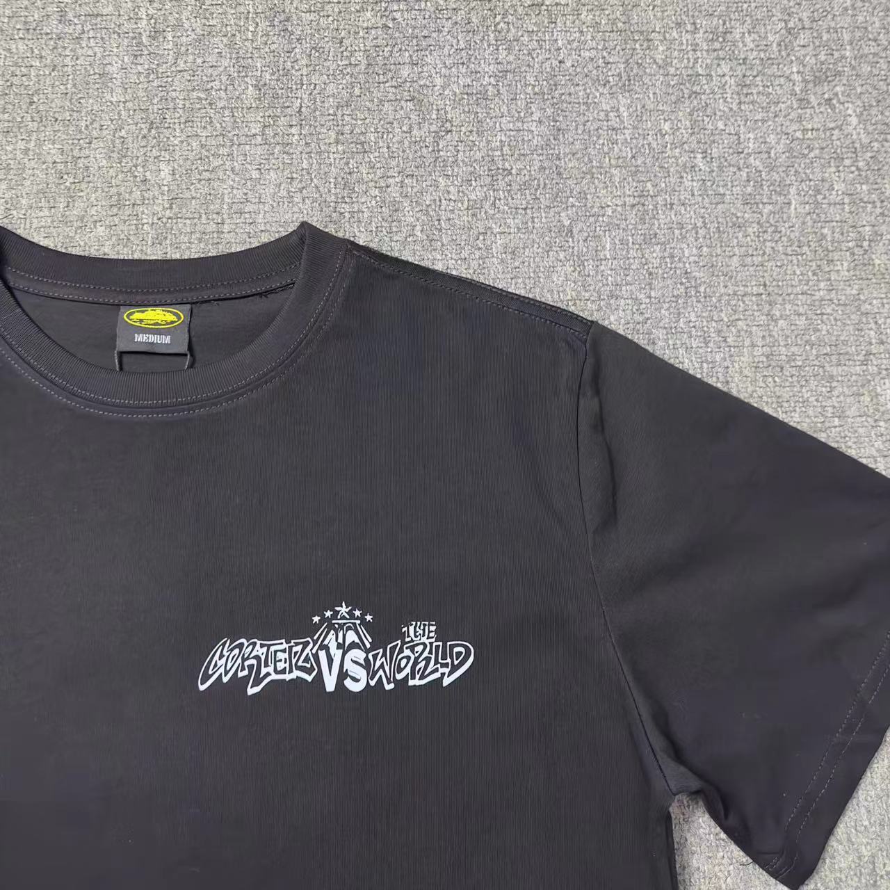 Cort*ez Regne Sur Le Monde T-shirt