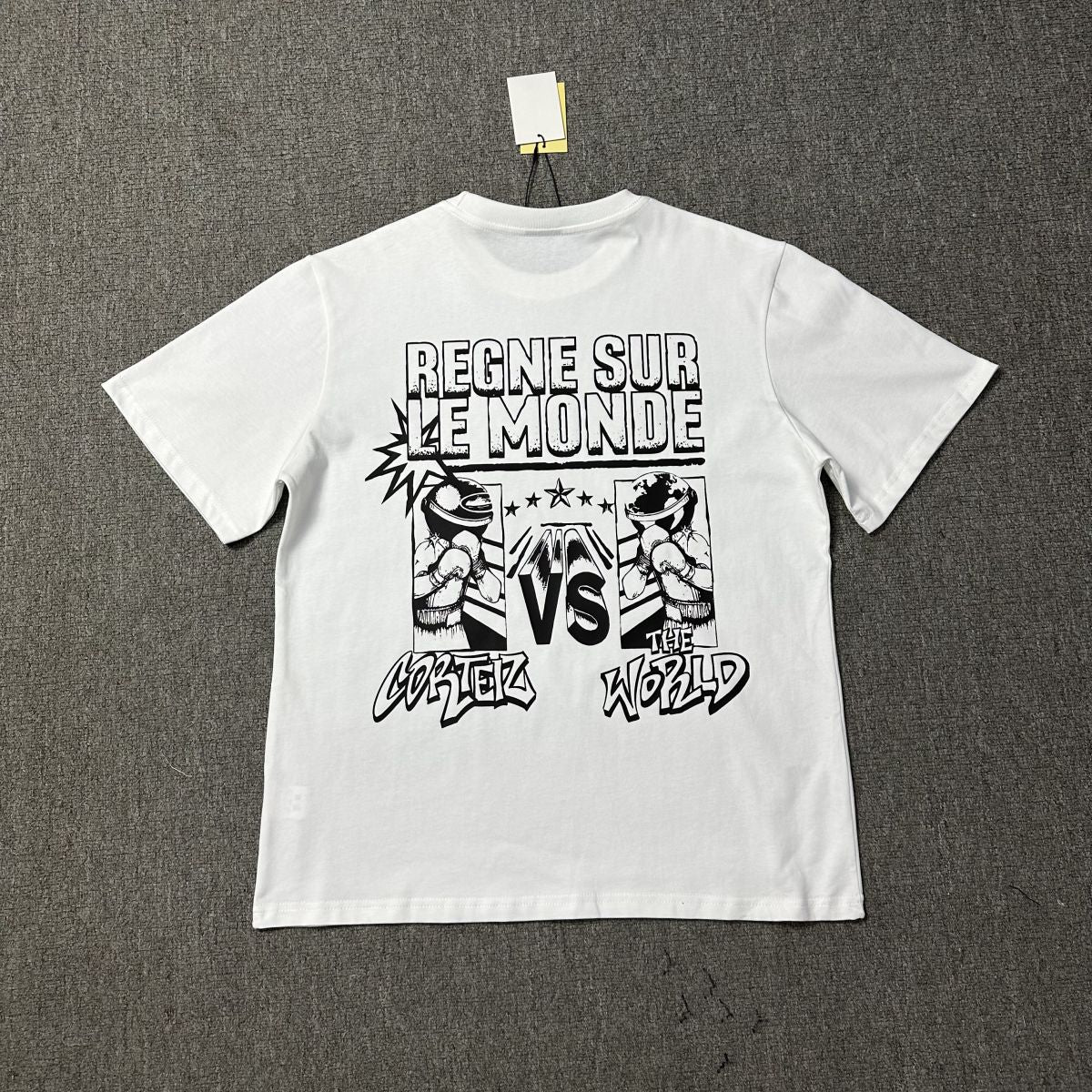Cort*ez Regne Sur Le Monde T-shirt