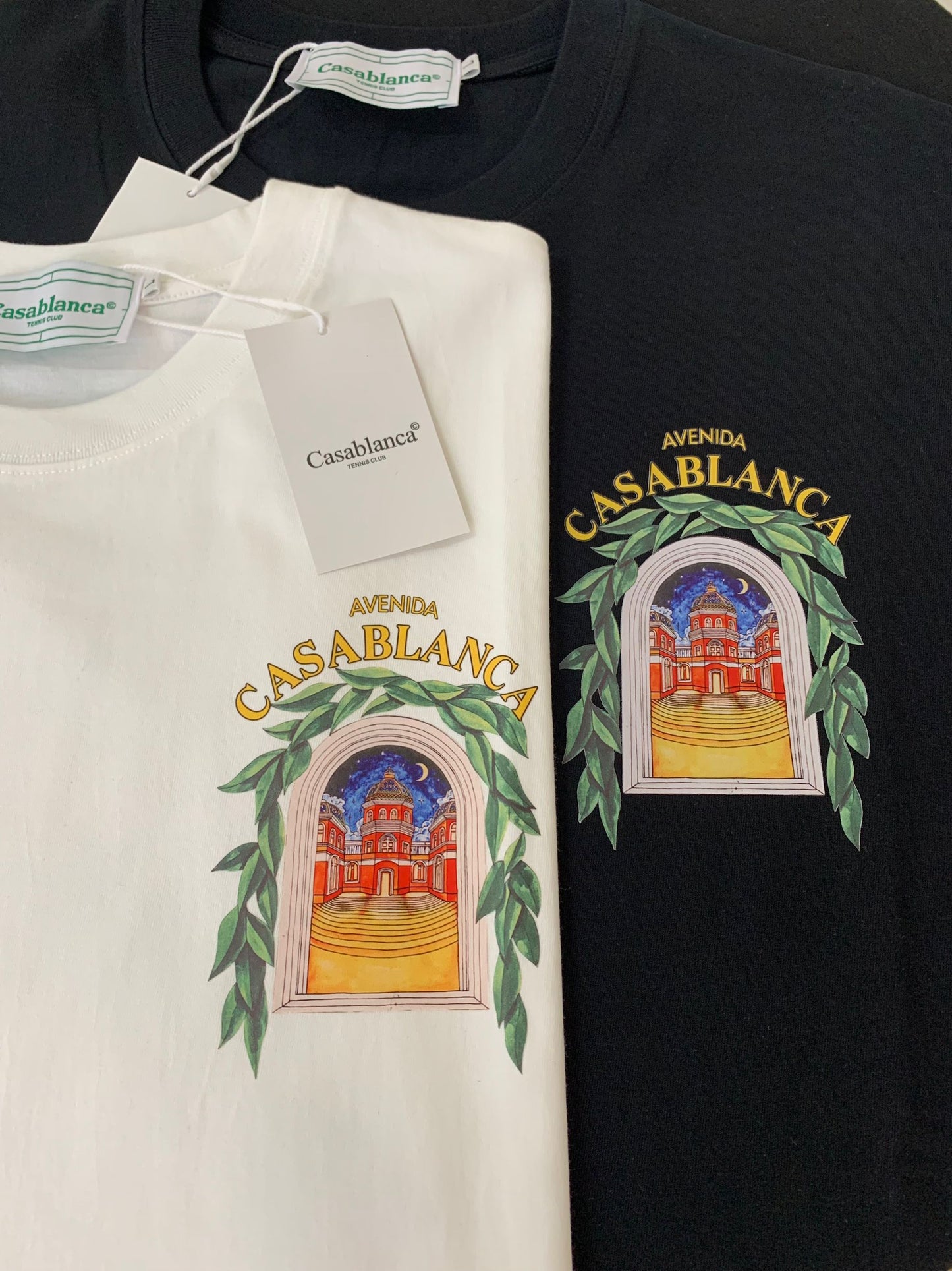 Casabla*ca Avenida Tee