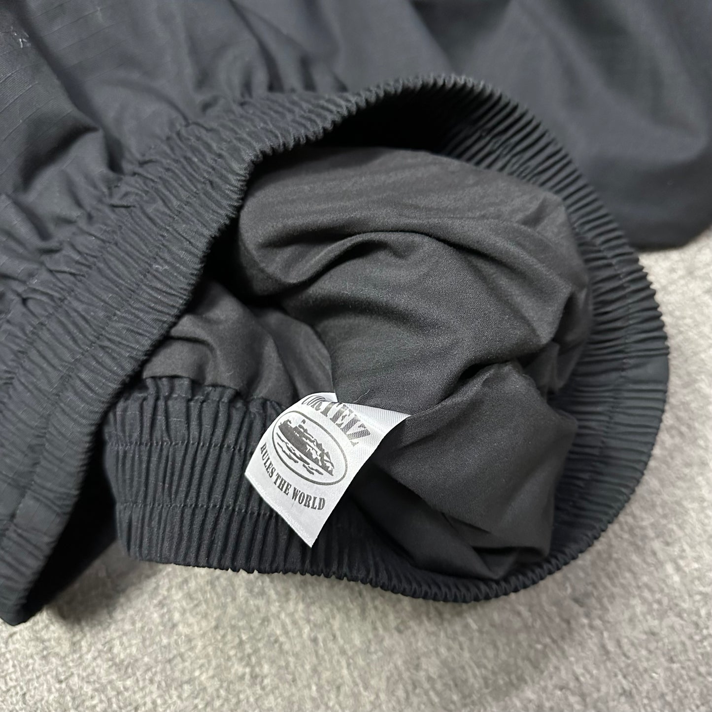 Cort*ez Guerillaz DrillTop Triple Black