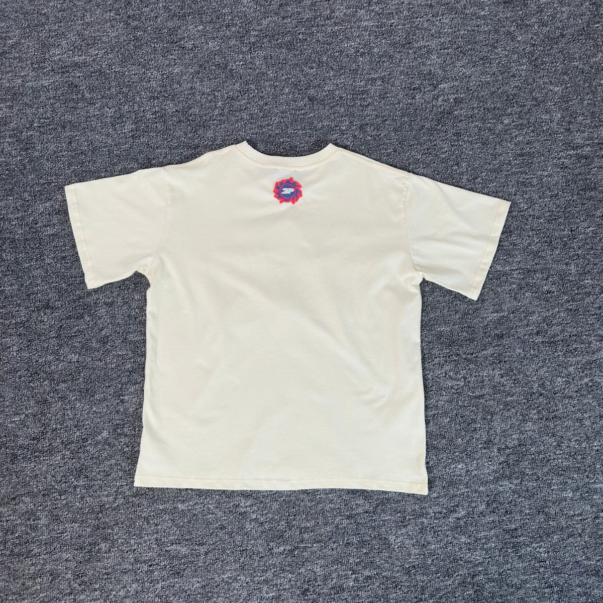 Brok*n Plan*t Star Vanilla T-shirt